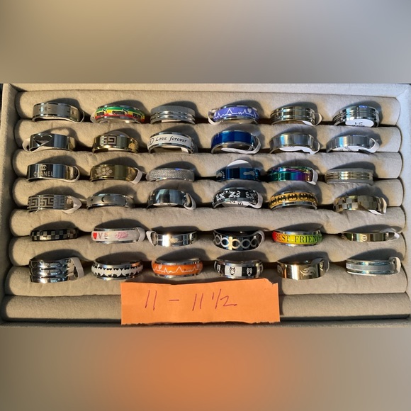 Jewelry - Cute stainless steel rings